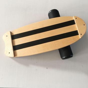 Planche à roulettes en bois pour fitness