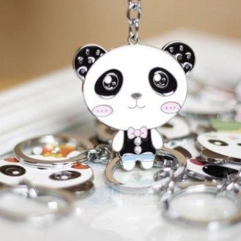Accesorio de Llave Panda Chic con Reloj Metálico – Kit 4 piezas
