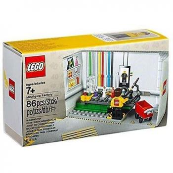 Minifigure LEGO, Fabbrica