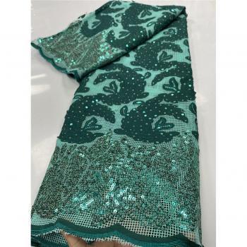 Dentelle brodée nigériane bleu ciel