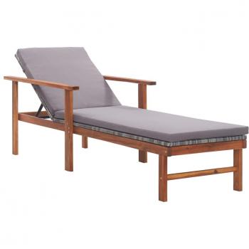 Sonnenliege aus Poly Rattan und Akazie mit grauer Auflage