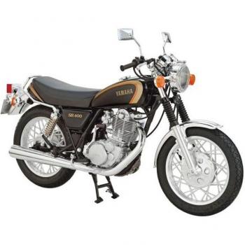 1998 Yamaha 1JR SR400 1/12 Scale Plastic Biker Model