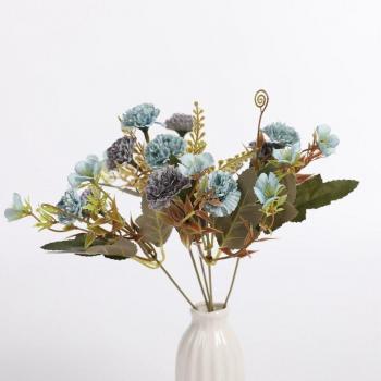 Bouquet décoratif de chrysanthèmes
