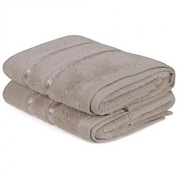 Serviettes de bain marron clair