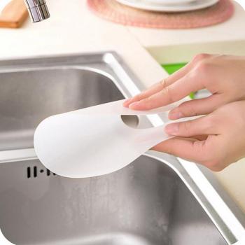 Double Suction Cup Oil Blocker