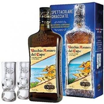 Vecchio Amaro del Capo con 2 bicchieri