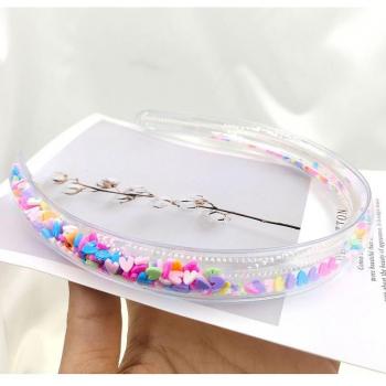 Diademas brillantes de resina con forma de fruta y corazón