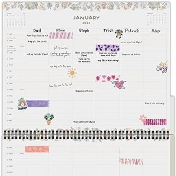 Moms’ Choice 2022 Family Calendar: Big Wall Planner with Pencil Pocket