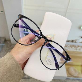 UVLAIK Transparent Round Eyeglasses Frames