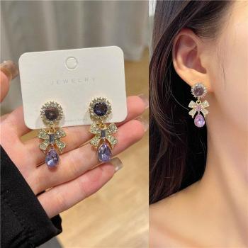 Aretes de lujo para mujer, pendientes coreanos morados con diamantes de imitación, clip de lazo, sin perforación