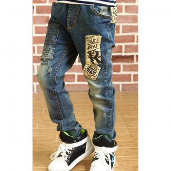 Klassische Denim Hosen für Jungen