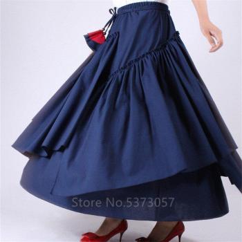 Falda maxi negra con volantes para disfraz medieval