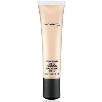 Mac Sculpt Studio 15 SPF Foundation NW20