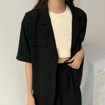 Lavanda Brisa: Pantalón Corto y Chaqueta