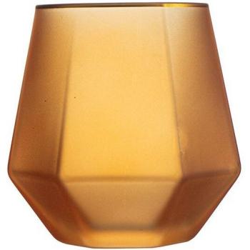 Tasse à vin chic et simple