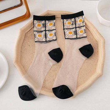 Cute Mesh Daisy Crew Socks