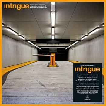 Intrigue : Voyage Musical dans l'Alternative Britannique 1979-1989 par Steven Wilson