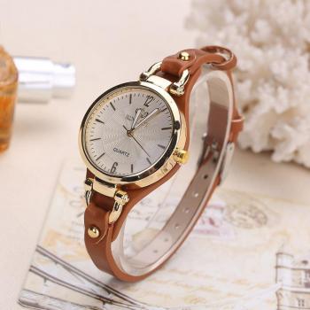 Reloj de Mujer Casual con Diales Redondos y Correa de Cuero