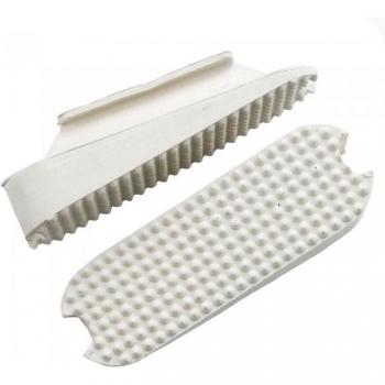 Lorina 4.25in White Stirrup Treads for Dressage