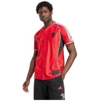 US Pack Men’s MUFC Red Short Sleeve Top