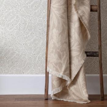 Morris & Co. Acorn Tonal Jacquard Throw (Beige)