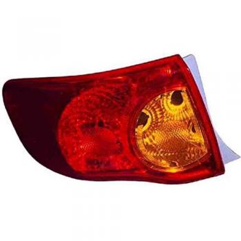 Piloto trasero izquierdo Toyota Corolla Sedan 4P (07-10)