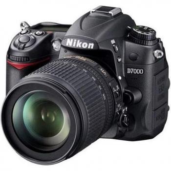 Nikon D7000 + Lente AF-S DX 18-105mm F3.5-5.6G ED VR
