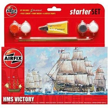 Maquette HMS Victory avec peintures acryliques, pinceaux et colle poly