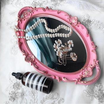 Accesorios Fotografía Boda: Bandeja Espejo Rosa y Taza