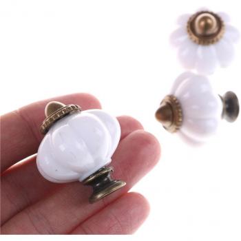 Vintage Metal Pull Handle for Cupboard and Drawer 30x30x36mm