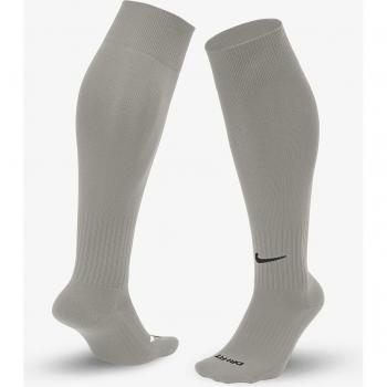 Calzado Nike Short Classic II Gris