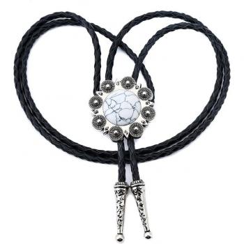 Accessoire de mode en cuir et métal pour hommes