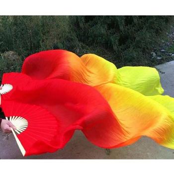 Voile de danse en soie artisanale avec côtes en bambou