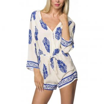 Playful Kurzoverall mit V‑Ausschnitt in S-Größe