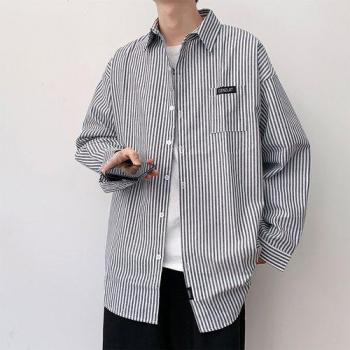 Camisa Manga Larga Suelta con Cuello Vuelto