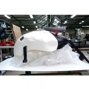 Motorcycle Tank Guard – Triumph Speed Triple 2011/2015