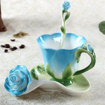 Juego de Café Coreano: Taza Rosa & Platillo