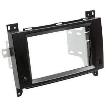 Einbaukomplettset für 2-DIN Radio in Mercedes Vito/Viano (W639) ab 2006