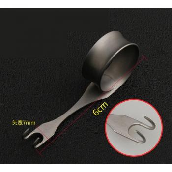 Ring retractor for double eyelid surgery