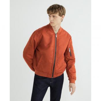 Cazadora bomber de satén de Calvin Klein