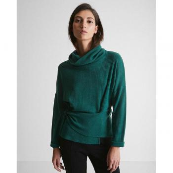 Tee Casual Trucco para Mujer: Cuello Vuelto, Estilo Canalé