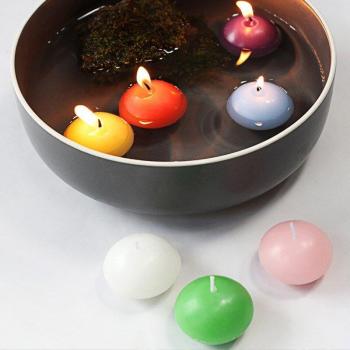 Bunte Kerzen für Hochzeit und Festival