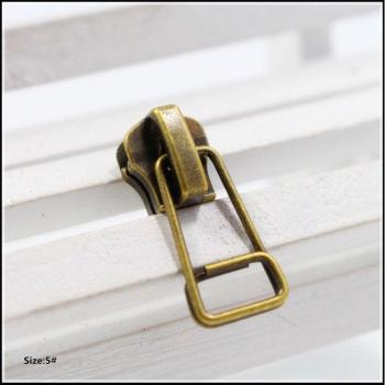 Zipper Pulls