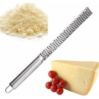 Râpe de cuisine polyvalente