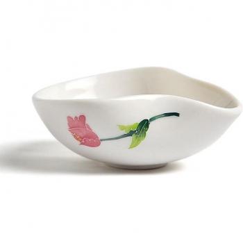 Cucharilla de porcelana con patrón de flores