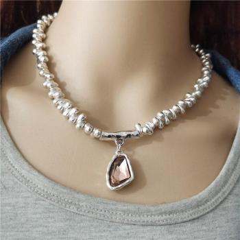 Anslow Women's Vintage Statement Necklace