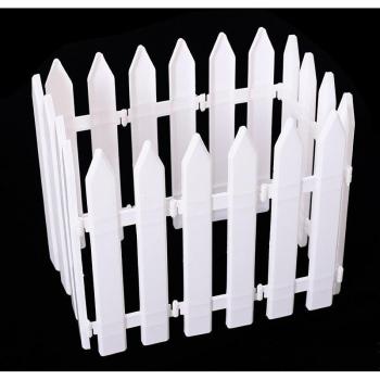 White Christmas Lawn Edging Plastic Tree Decoration