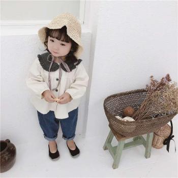 Línea Primaveral Coreana: Blusa con Detalle de Muñeca