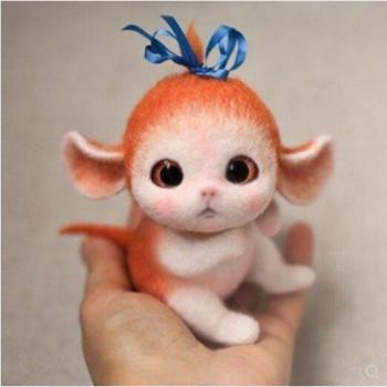 DIY Needle Felting Fox Pendant