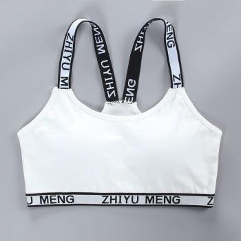 Sujetador de entrenamiento con diseño racerback para chicas